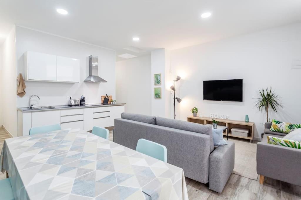 Apartamento Nuevo Cerca De La Playa Y Del Centro Valencia Ngoại thất bức ảnh